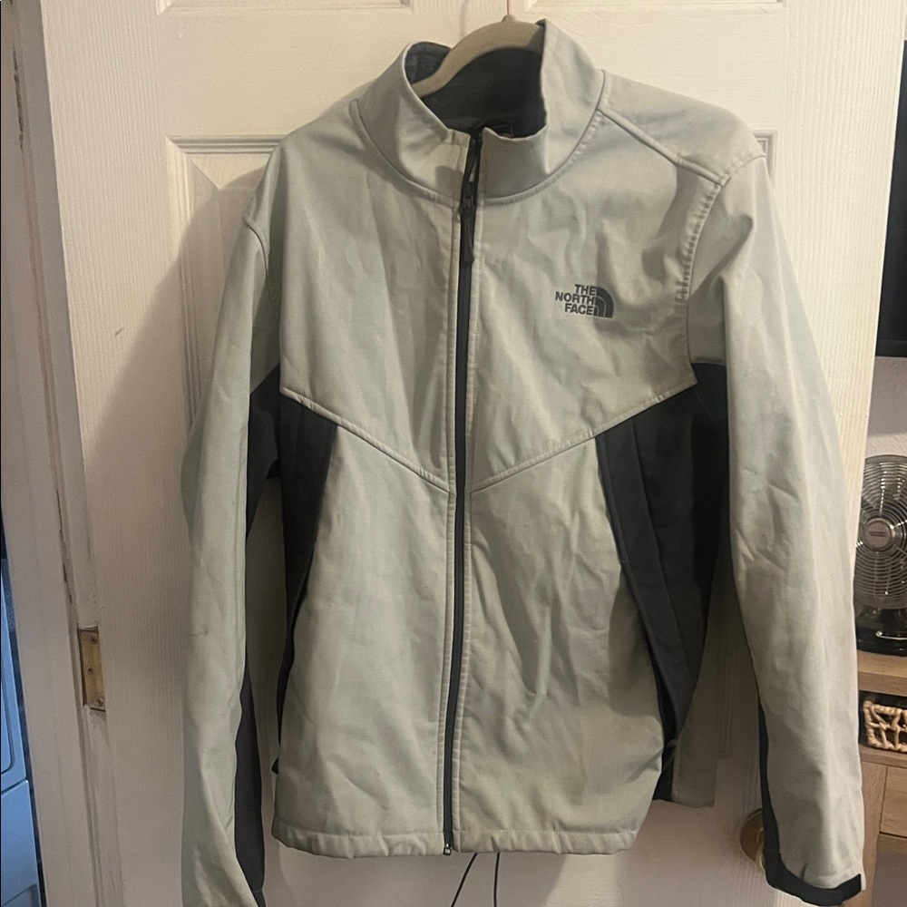 The North Face Men's Light Gray and Black Performance Jacket